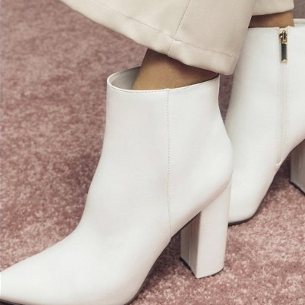 ❌❌SOLD❌❌ White booties